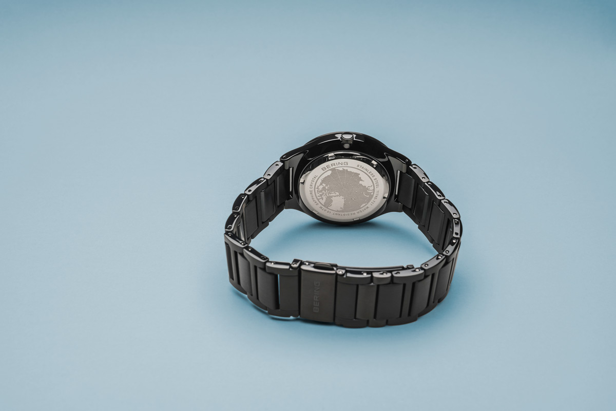Classic | brushed black | 11740-727