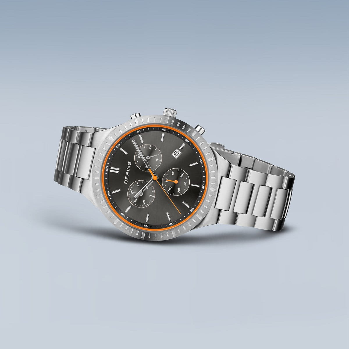 Titan Chrono | brushed silver | 11743-709