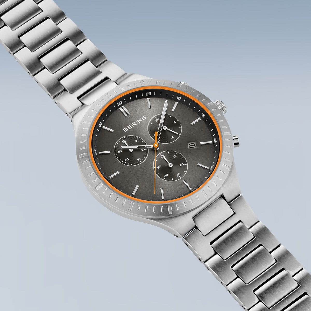 Titan Chrono | brushed silver | 11743-709